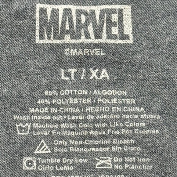 Marvel Men's Captain America Shield Christmas Lights Blue T-Shir Size L Tall NWT - Picture 5 of 7